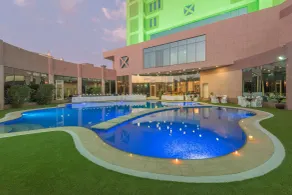 Ramada Hotel & Suites by Wyndham Al Qassim - Pool