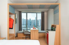 Pagoda Design Hotel ChongQing Near By LiZiBa HongYa Cave - Vue de la chambre