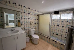 Panamá Experience Hostel - Bathroom