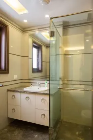 Under My Roof Superio - Bathroom