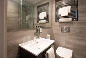 The Windermere Rooms at The Wateredge Inn, Ambleside - Badezimmer