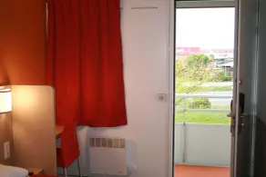 Première Classe Carcassonne - Vue de la chambre