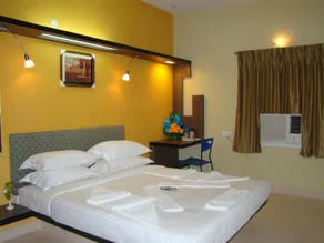 Grand Bee Hotel - Chambre