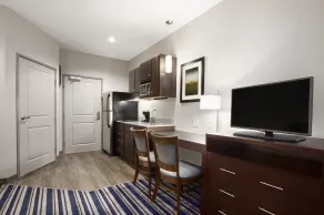 Hawthorn Extended Stay by Wyndham Midland - Salle de bain