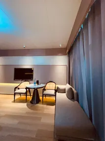 Grace Hotel - Room