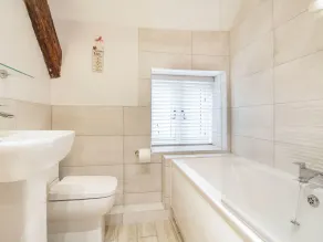 Willow View - Bathroom