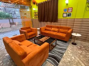 Dee Dash Inn - Lobby