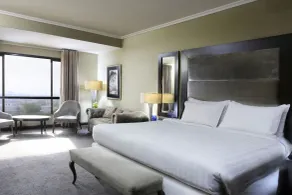 Four Points by Sheraton Lahore - Room