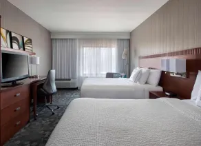 Stoughton Inn - Room