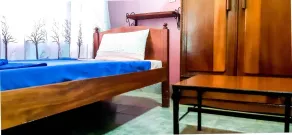 Finch & Sons - Room