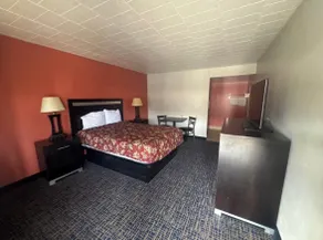 Embassy Motel - Room