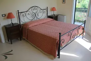 Parco Degli Aranci - Habitación