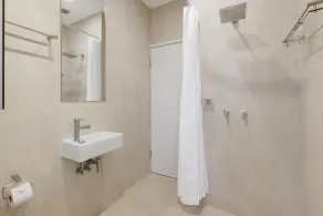 Oaks Melbourne on Collins Suites - Badezimmer