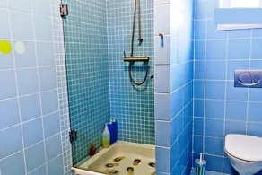 Coloured Studio - Badezimmer