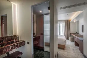 L'Avventura Suites - Bathroom