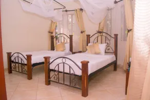 Lindrin lodge moshi - Room