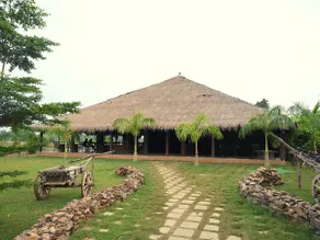 Karhandla Farm and Resort - Restaurant