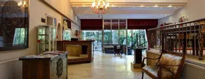 Villa Blanche Hotel SPA & Garden Pool - Coin salon dans le hall