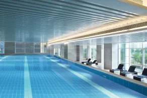 Crowne Plaza Dalian Xinghai by IHG - Piscina