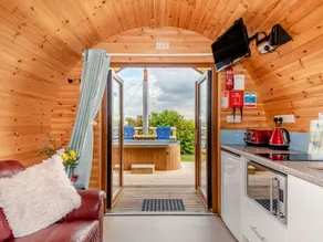 Ewe Two - Private kitchen