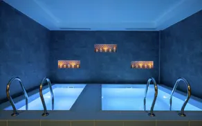 DoubleTree by Hilton Almaty - Pool