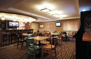 Red Lion Inn & Suites Grimes - Restaurant