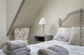 Willow Vale - Room