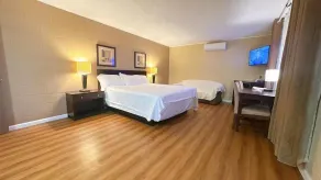 Royal Inn and Suites - Zimmer