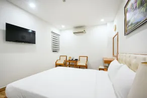 Vivian Airport Hotel Saigon - Room