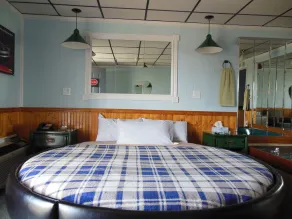 Motor Court Motel - Chambre