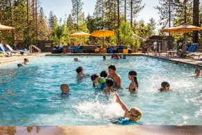 Rush Creek Lodge at Yosemite - Piscine