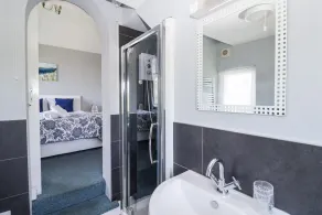 The Boat Shed - Bathroom