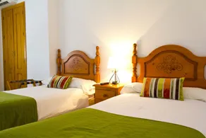 Hospedium Hostal Restaurante El Mirador de Atienza - Rom