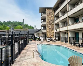 Best Western Johnson's Inn Downtown Gatlinburg - Piscine