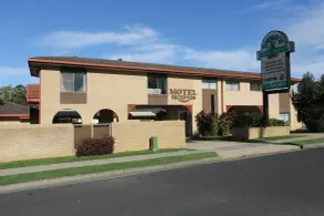 Toreador Motel - Reception