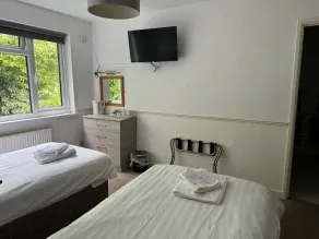 Cottage Court Hotel - Rum