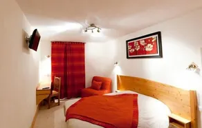 Hôtel Restaurant Les Alpins - Zimmer