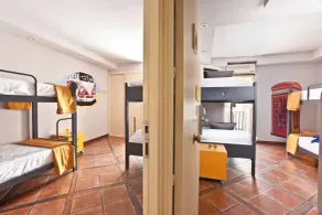 Ryans La Marina - Chambre