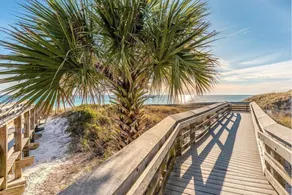 Home Near 30 A: Walk to Beach, Shops & Bicycles! - Intérieur