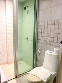 Swana Bangkok Hotel - Bathroom