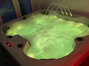Get Away Home With Hot Tub Sleeps 4 - Spa