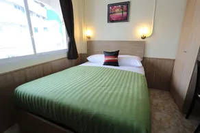 Sukhumvit 20 Guest House - Rom