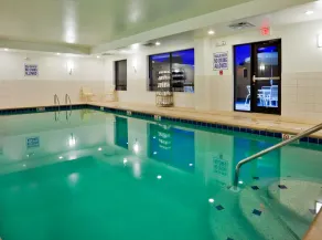 Holiday Inn Express Hotel & Suites Kodak East-Sevierville by IHG - Piscine