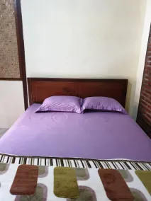 Nita's Homestay Banyuwangi - Room