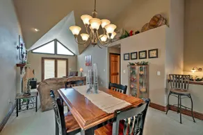 Cozy & Convenient Red Lodge Home < 8 Mi to Slopes! - Intérieur