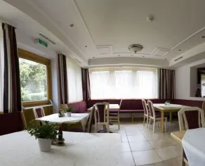 Pension Traube - Restaurante