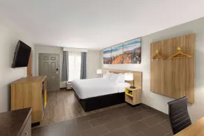 Days Inn by Wyndham Clarksville North EXIT 4 - Chambre