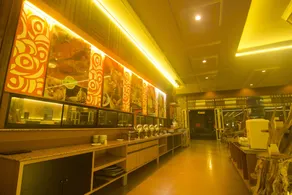 Savita Garden Inn - Restaurant