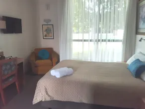 City Gardens Motel - Room