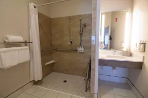 Holiday Inn Express Leland - Wilmington Area by IHG - Salle de bain